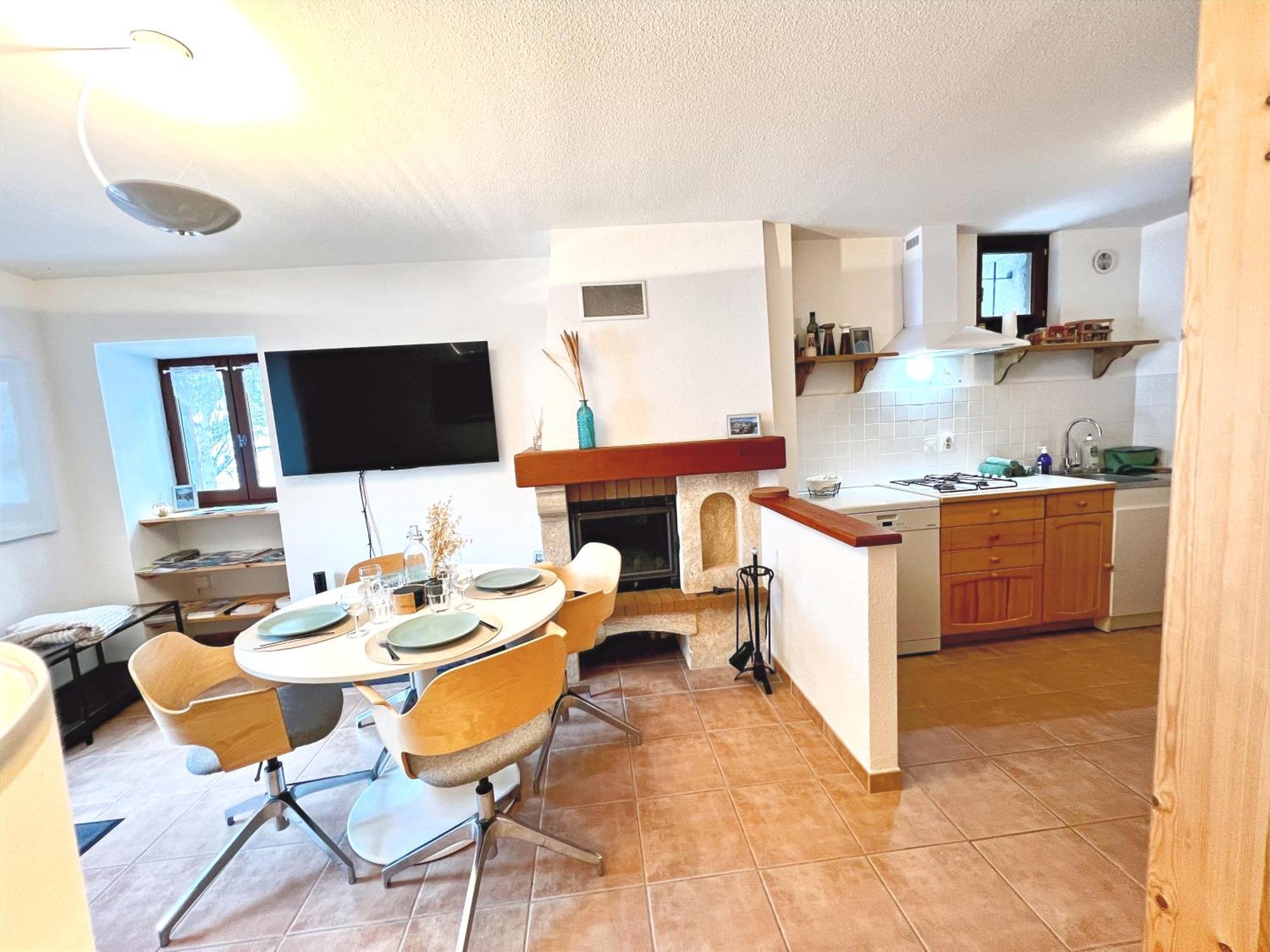 Charmante Maison De Montagne Briançon Zewnętrze zdjęcie