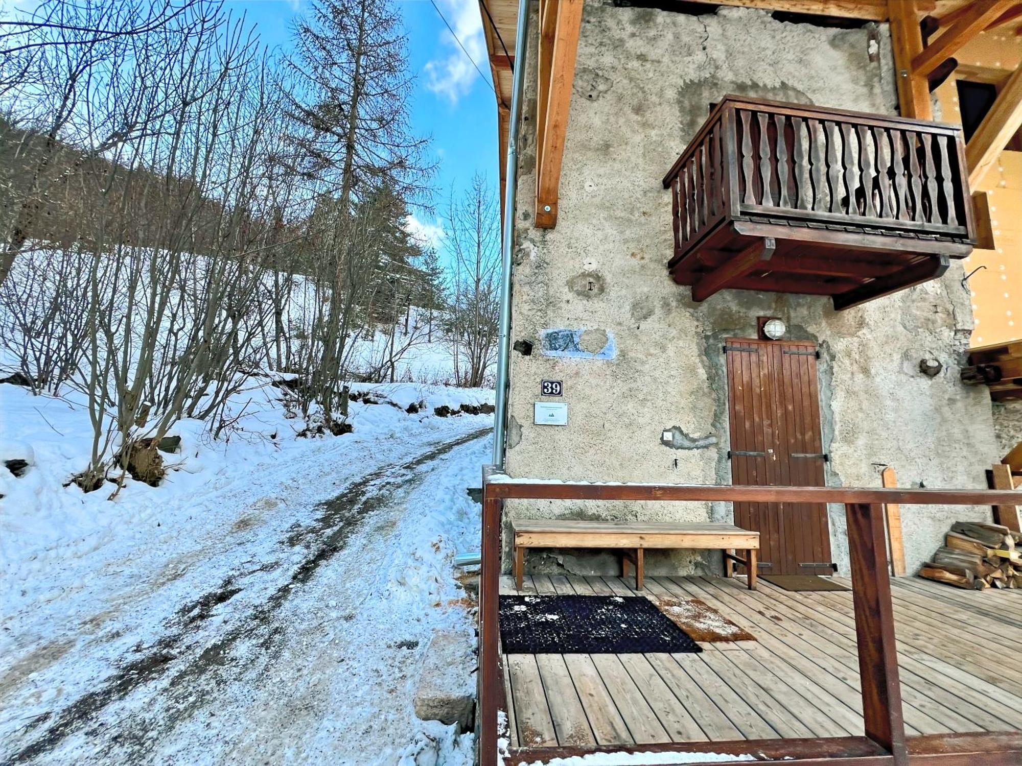 Charmante Maison De Montagne Briançon Zewnętrze zdjęcie
